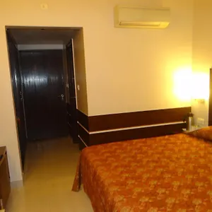 Hotel Janhvi International, Varanasi